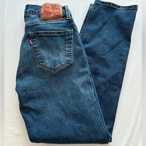 Levi’s straight leg jeans- size 28/29” waist